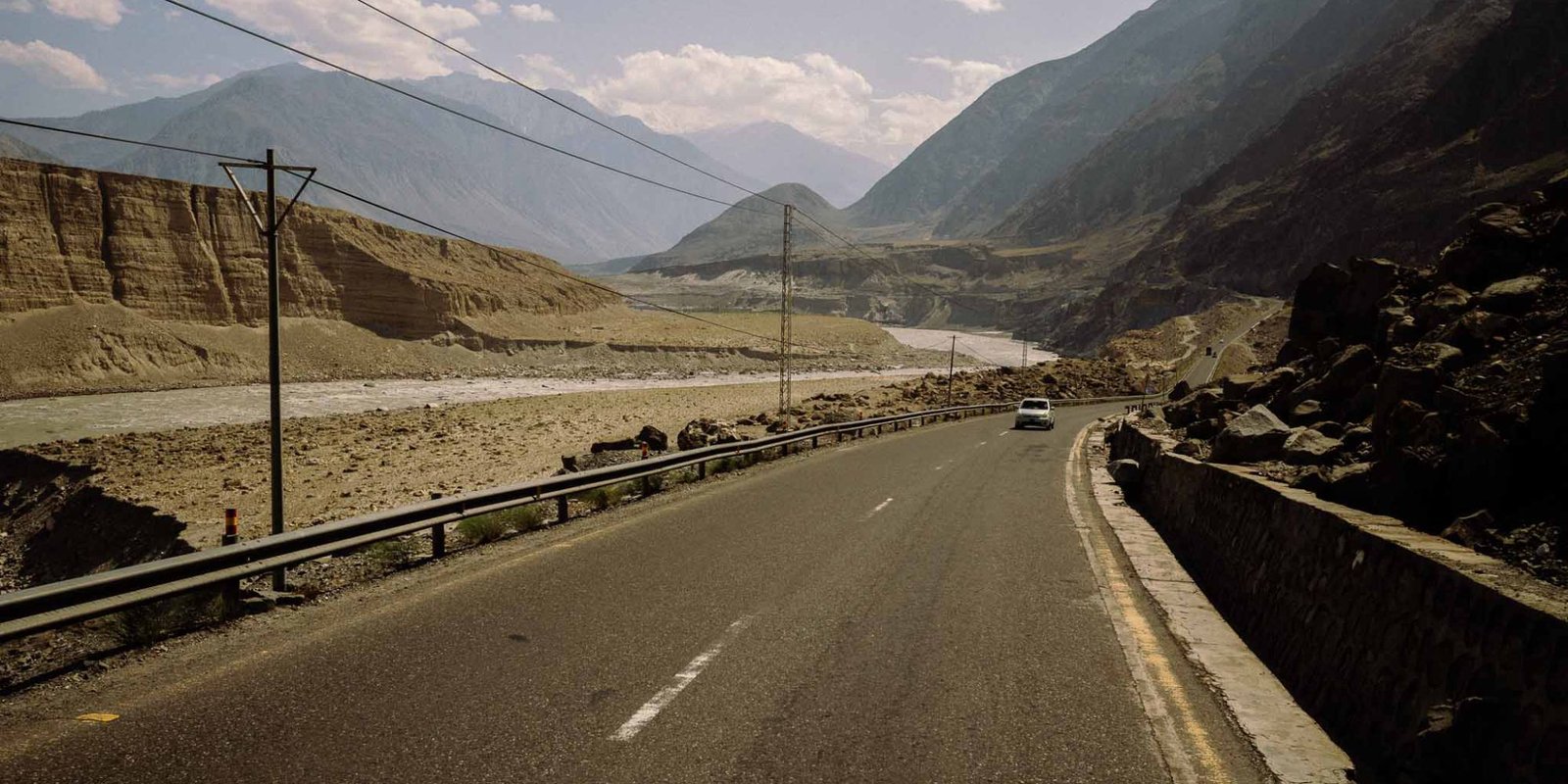 Karakoram Highway w drodze na północ